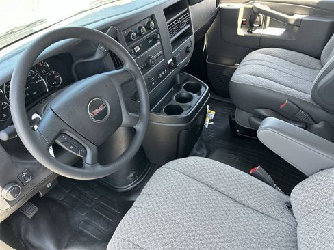 New 2025 GMC Savana 3500 w/ Power Convenience Package RWD image 10