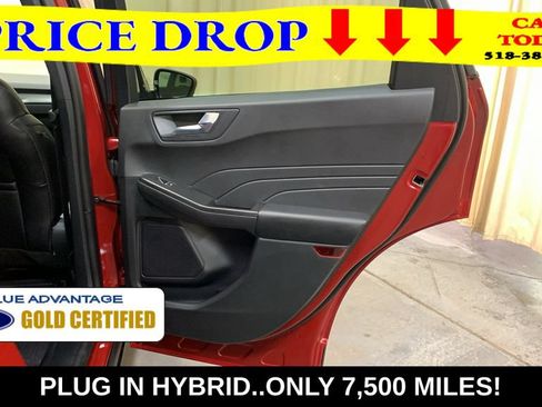 Certified 2026 Ford Escape SE FWD image 12