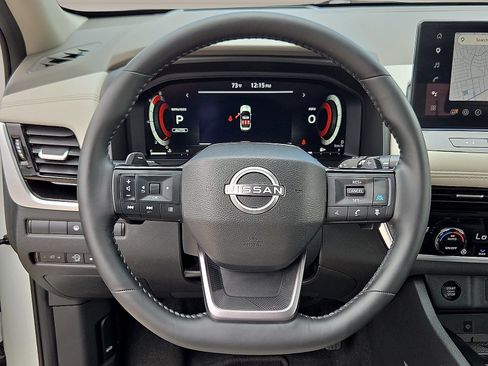 Used 2025 Nissan Rogue SL w/ SL Premium Package AWD/4WD image 13