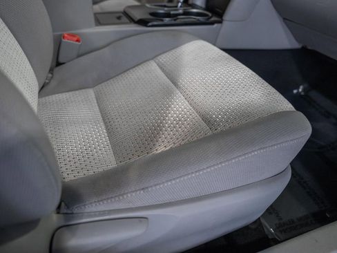 Used 2012 Toyota Camry LE image 22