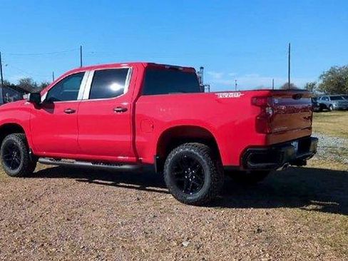 New 2026 Chevrolet Silverado 1500 Custom Trail Boss w/ LPO, Dark Essentials Package AWD/4WD image 6