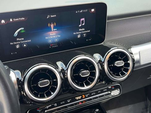 Used 2020 Mercedes-Benz GLB 250 4MATIC image 22