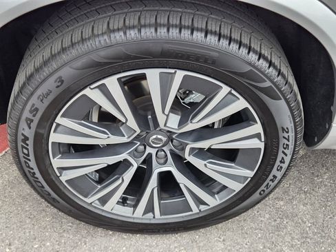 Used 2021 Volvo XC90 T6 Momentum AWD/4WD image 10