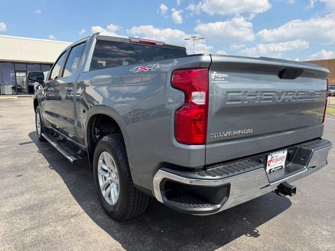 Used 2021 Chevrolet Silverado 1500 LT AWD/4WD image 19