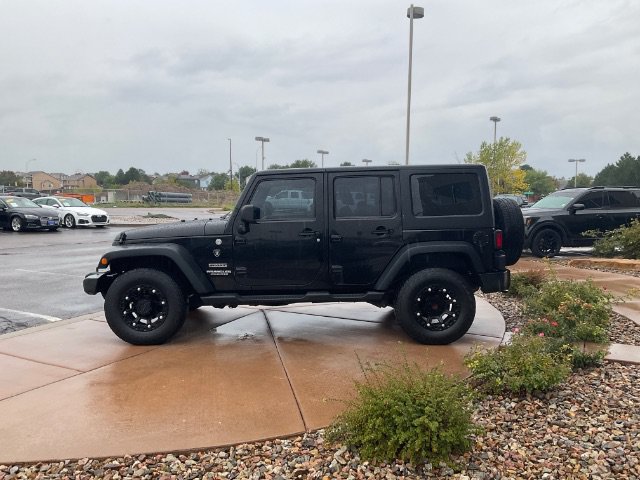 Used 2013 Jeep Wrangler Unlimited Sport AWD/4WD image 7