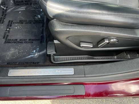 Used 2019 Lincoln Nautilus Reserve AWD/4WD image 17