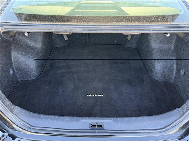 Used 2025 Nissan Altima 2.5 SV FWD image 7