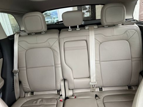 Certified 2020 Lincoln Corsair Reserve w/ Equipment Group 201A image 9