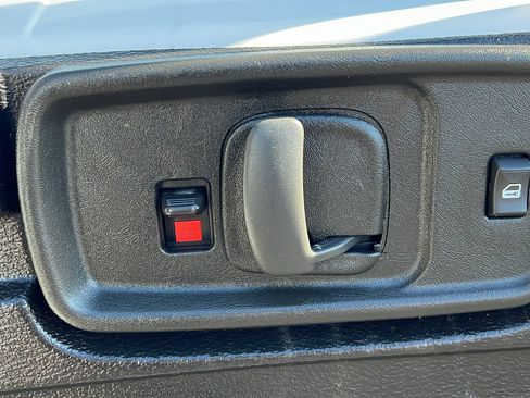 Certified 2023 Chevrolet Express 2500 w/ Driver Convenience Package image 11