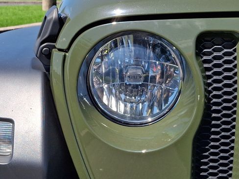 Used 2022 Jeep Wrangler Unlimited Sport AWD/4WD image 10