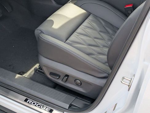 New 2026 Nissan Rogue Platinum AWD/4WD image 6