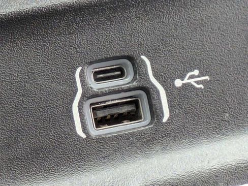 Used 2025 RAM ProMaster 2500 w/ Convenience Group FWD image 23