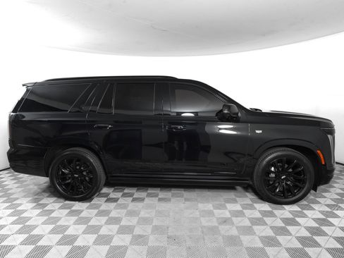 Used 2025 Cadillac Escalade Sport w/ Touring Package AWD/4WD image 4