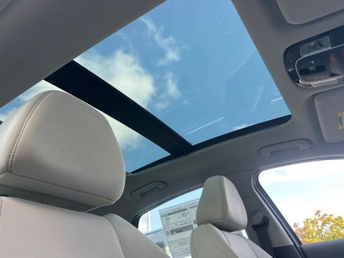 New 2025 Hyundai Sonata SEL image 16