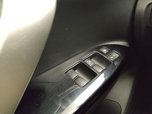Used 2019 Mitsubishi Eclipse Cross AWD image 23