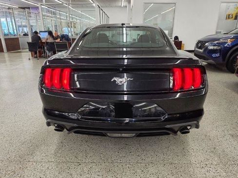 Used 2019 Ford Mustang Coupe w/ Equipment Group 101A RWD image 6