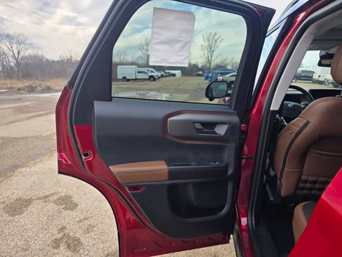 New 2025 Ford Bronco Sport Outer Banks w/ Outer Banks Tech Package+ AWD/4WD image 18