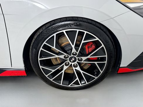 Used 2022 Hyundai Elantra N w/ Preferred Accessory Package image 32