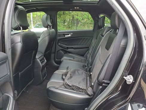 Used 2019 Ford Edge ST w/ Equipment Group 401A AWD/4WD image 10