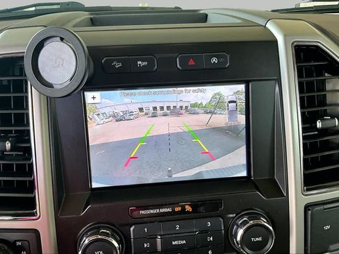 Used 2018 Ford F150 Lariat w/ Equipment Group 501A Mid AWD/4WD image 28
