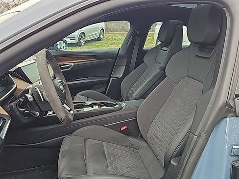 Certified 2023 Audi e-tron GT Premium Plus image 3