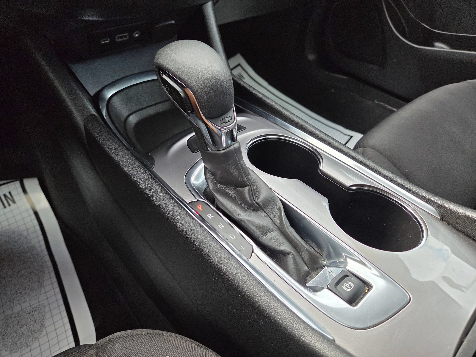 Used 2024 Chevrolet Malibu LT FWD image 34