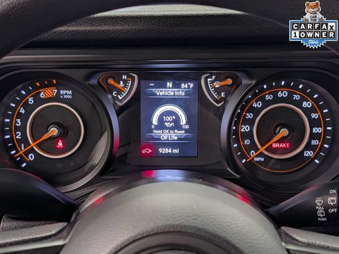 Used 2025 Jeep Wrangler Sport AWD/4WD image 18