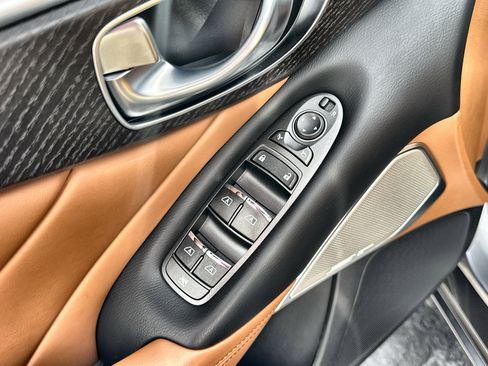 Used 2023 INFINITI Q50 Sensory image 24