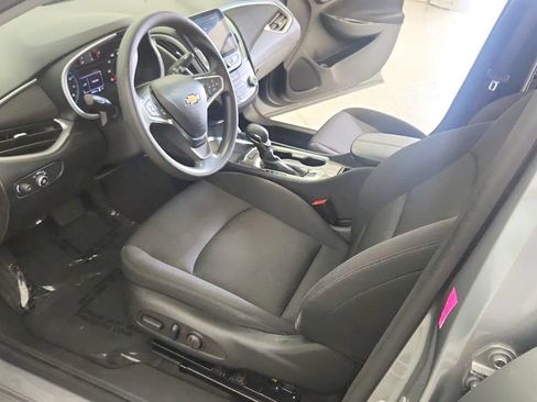 Used 2024 Chevrolet Malibu LT FWD image 14