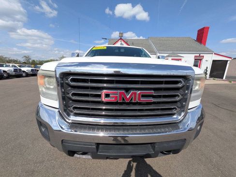 Used 2015 GMC Sierra 2500 4x4 Crew Cab w/ Sierra Convenience Package image 4