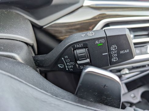 Used 2023 BMW X5 xDrive45e image 52