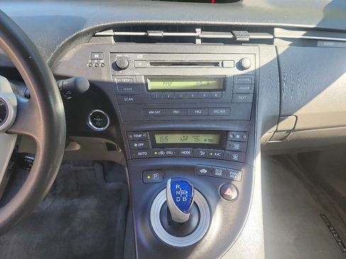 Used 2010 Toyota Prius Two image 16