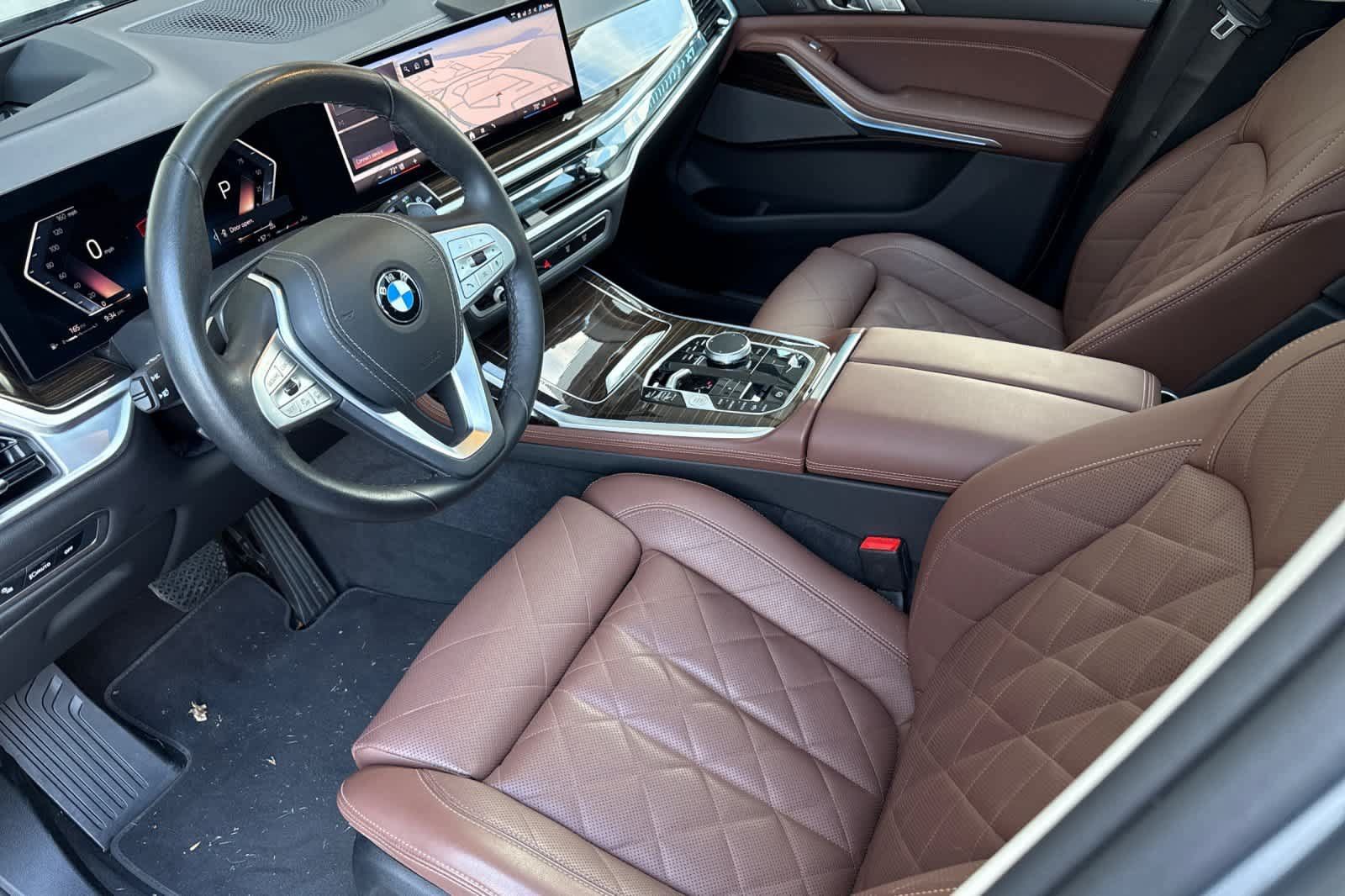 Used 2026 BMW X7 xDrive40i AWD/4WD image 11