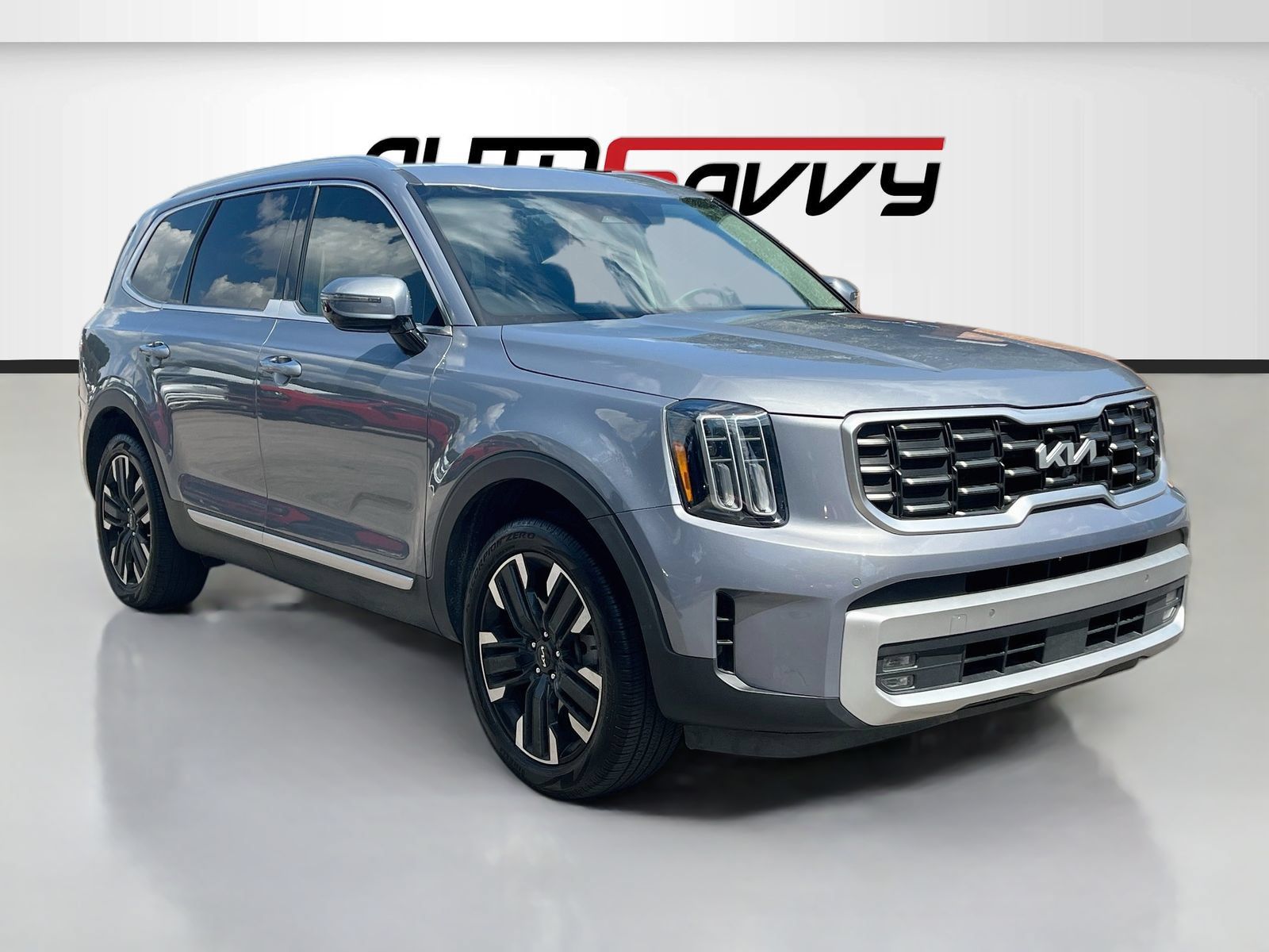 Used 2024 Kia Telluride SX FWD image 1