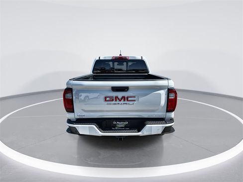 New 2026 GMC Canyon Denali image 7