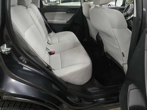 Used 2015 Subaru Forester 2.5i Premium w/ All-Weather Package AWD/4WD image 5