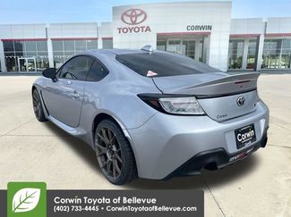 Used 2023 Toyota GR86 Premium w/ ALL Weather Mat Package (TMS) RWD video 3