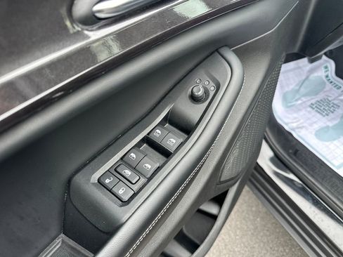 Used 2023 Jeep Grand Cherokee Altitude image 15