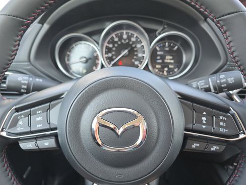 New 2025 MAZDA CX-5 Carbon Edition image 11