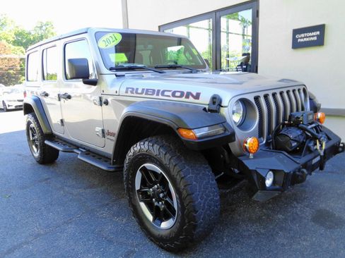 Used 2021 Jeep Wrangler Unlimited Rubicon AWD/4WD image 3