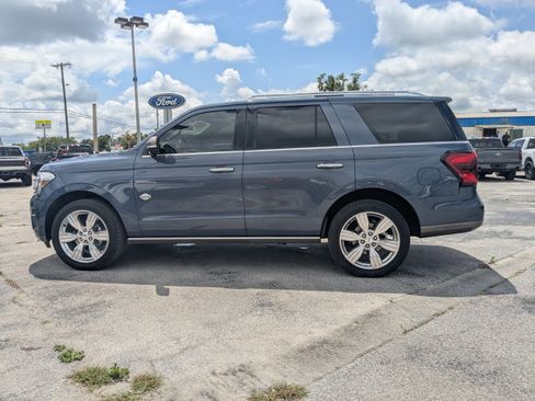 Used 2022 Ford Expedition King Ranch RWD image 7