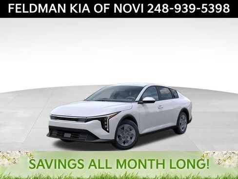 New 2025 Kia K4 LX image 1