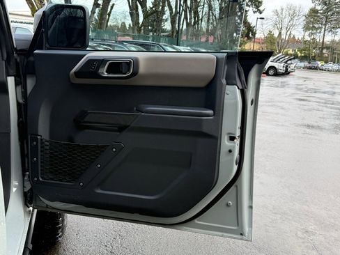 Used 2024 Ford Bronco Wildtrak image 19