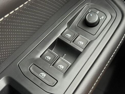 New 2026 Volkswagen Atlas SE image 16