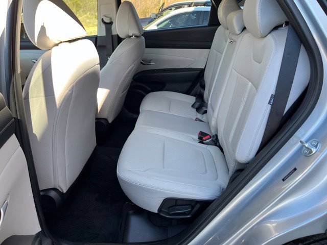 Used 2025 Hyundai Tucson SEL FWD image 12