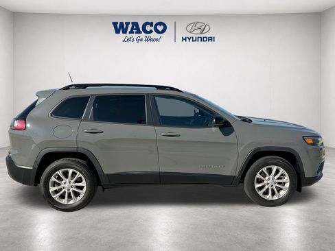 Used 2022 Jeep Cherokee Latitude Lux AWD/4WD image 9