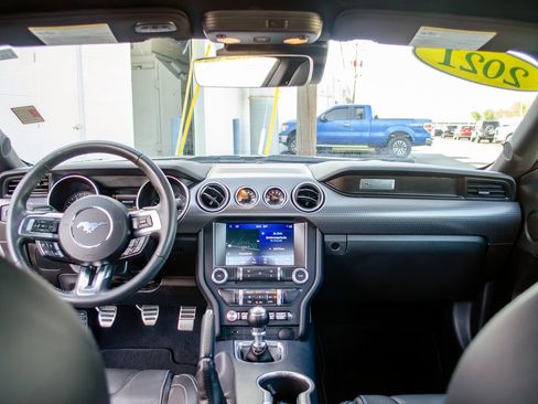 Used 2021 Ford Mustang GT RWD image 29
