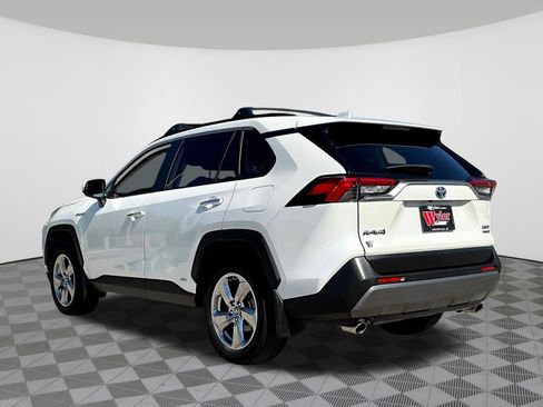 Used 2019 Toyota RAV4 Limited w/ Limited Grade Weather Package AWD/4WD image 4