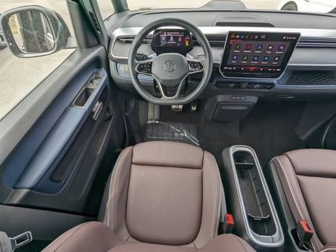 New 2025 Volkswagen ID. Buzz Pro S RWD image 16