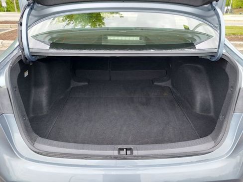 Used 2021 Toyota Corolla LE FWD image 30